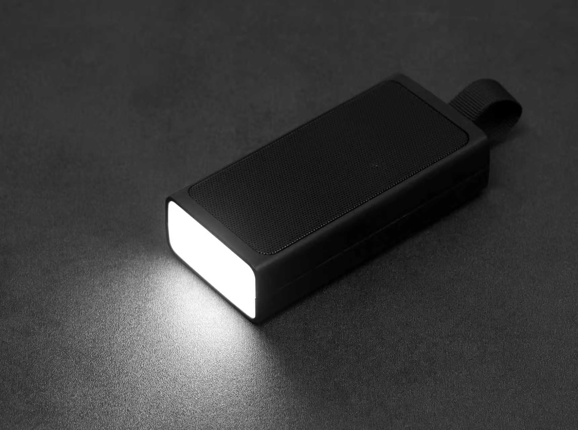 Bluetooth колонка "Vibe" 5Вт с фонариком и магнитным креплением, черный, арт. 7476-3 - вид 2 из 9