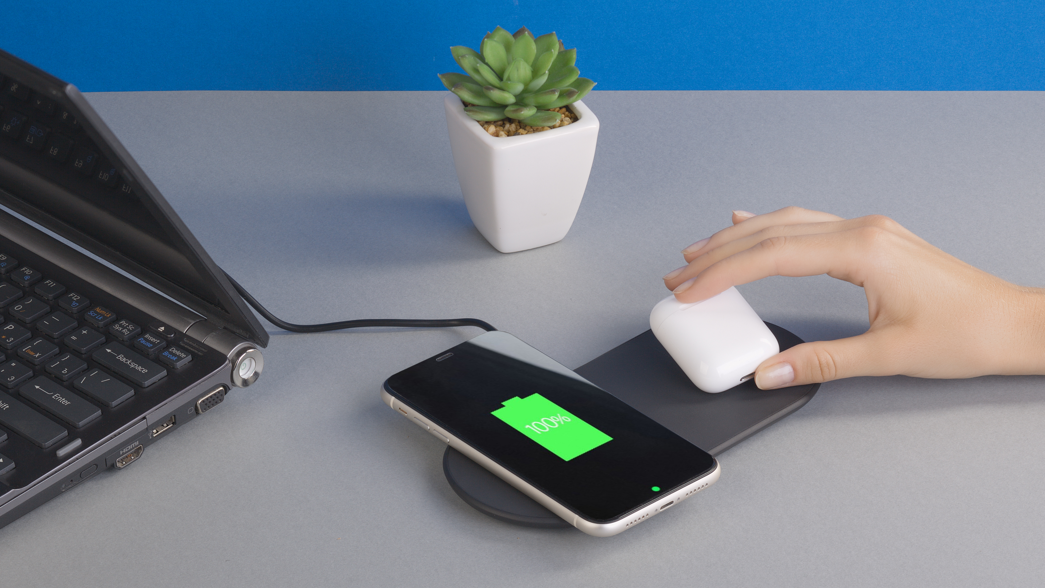 Double devices. Настольная беспроводная (15w) зарядная станция &quot;smart base&quot;. проводные настольные зарядки для телефона. беспроводное зарядное устройство &quot;double deck. настольные беспроводные зарядки adels.